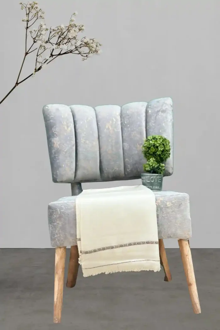 Lambs wool shawl 52 Double /لیمبس اون شال 52 ڈبل - Image 1